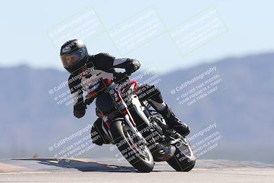media/Oct-13-2025-Moto Forza (Mon) [[a66d839500]]/4-C Group/Session 4 (Turn 9)/